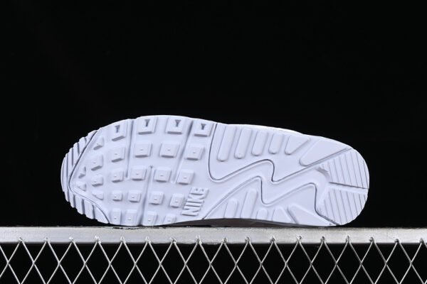 Unisex size: 36-45, NK Code: FJ4223-100 - Image 3